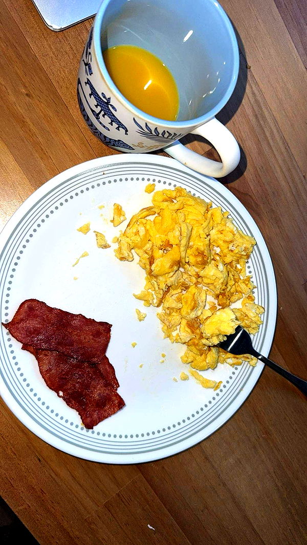 ameliabfit image ~ Altpins