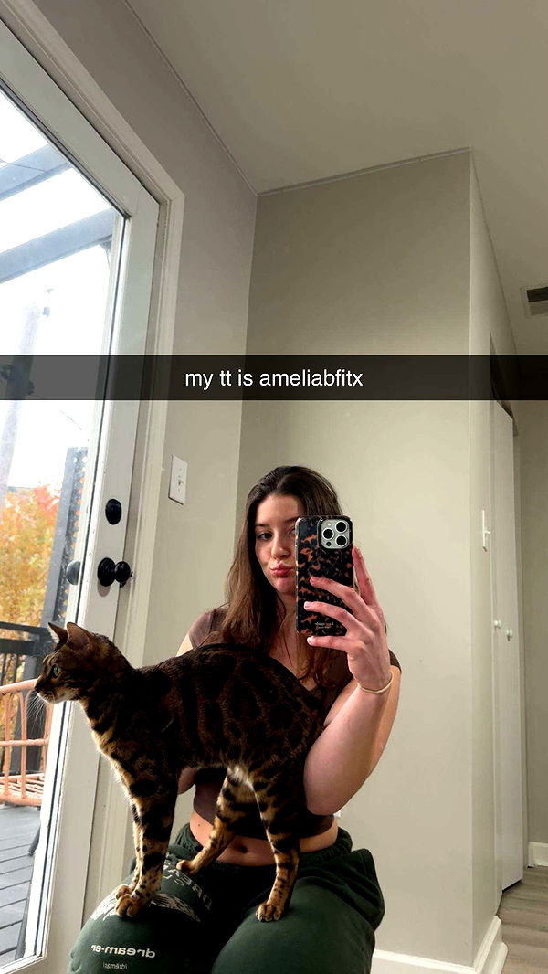 ameliabfit image ~ Altpins