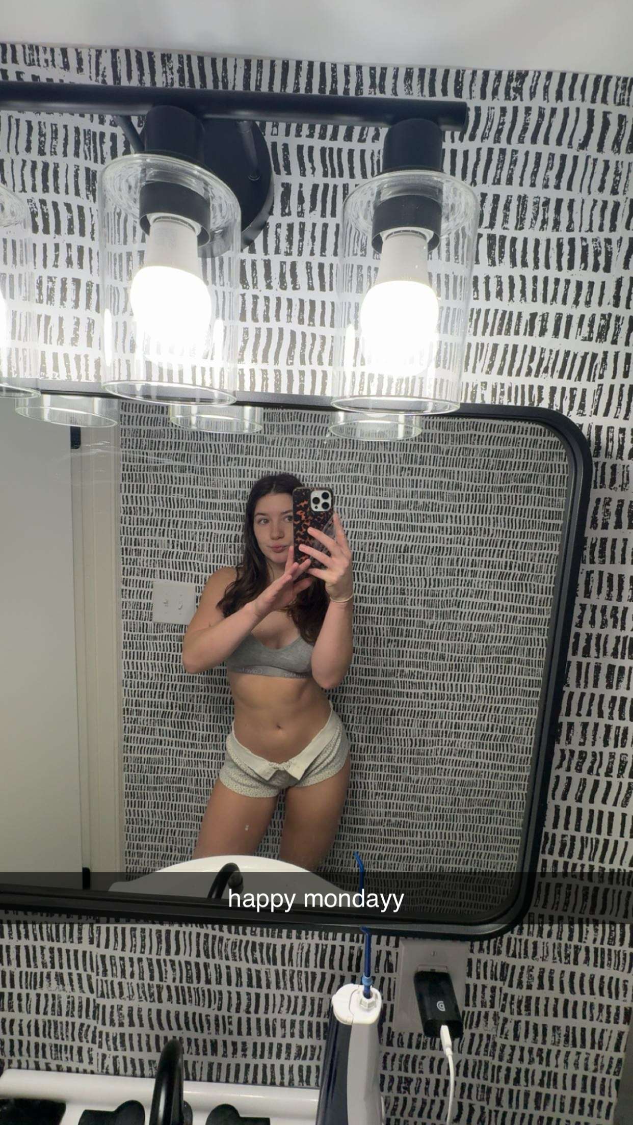 ameliabfit snapchat image archive image