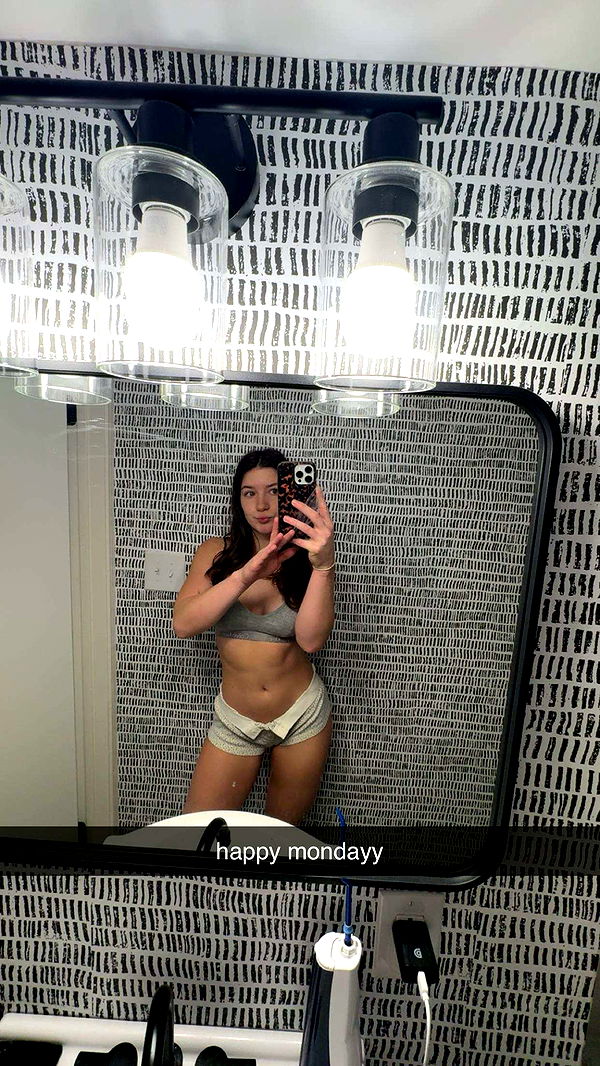 ameliabfit image ~ Altpins