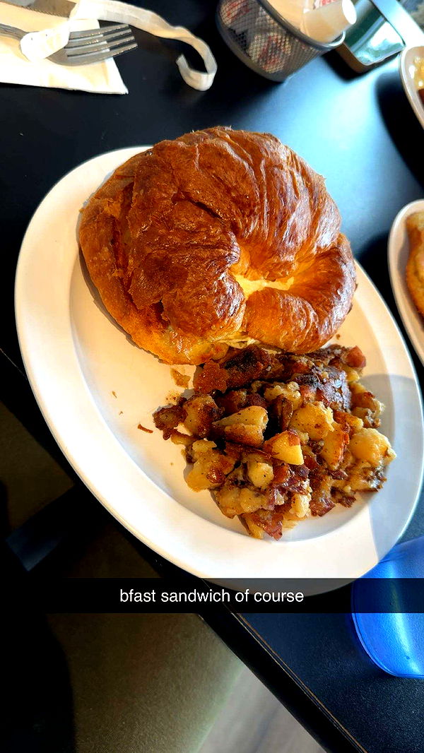 ameliabfit image ~ Altpins