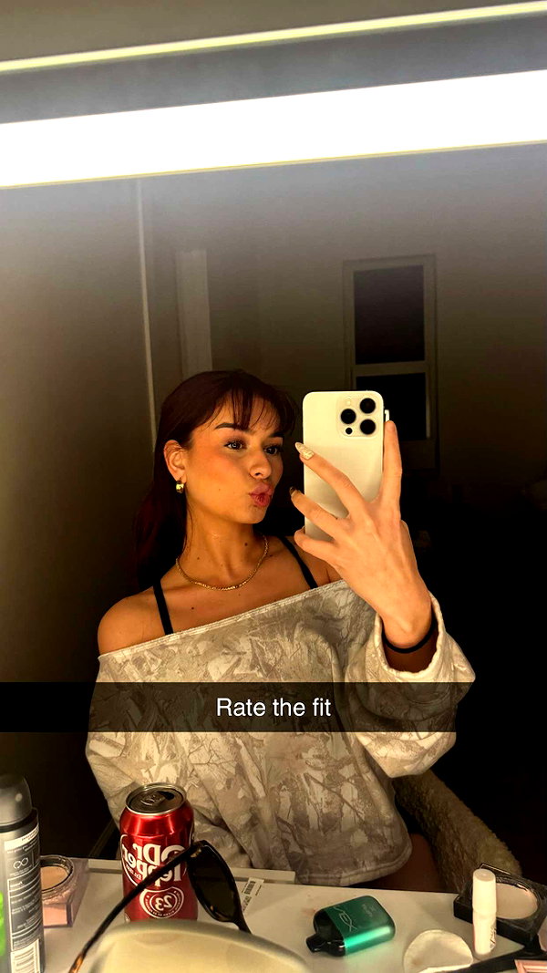 andieg112 snapchat image archive image