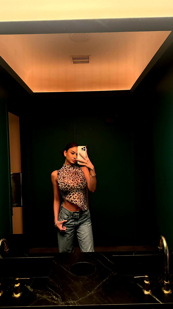 andieg112 snapchat image archive image