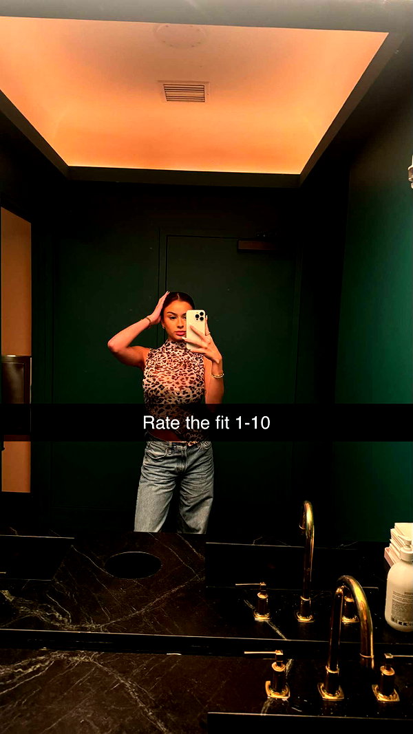 andieg112 snapchat image archive image