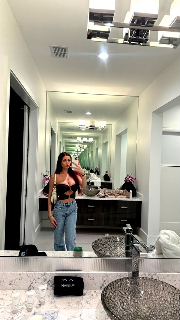 andieg112 snapchat image archive image