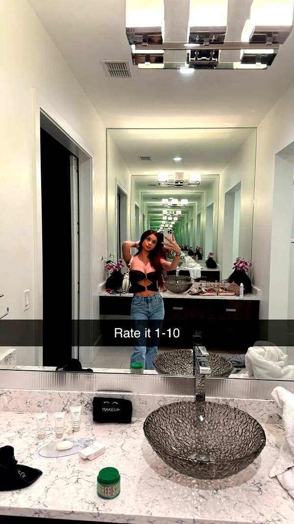 andieg112 snapchat image archive image