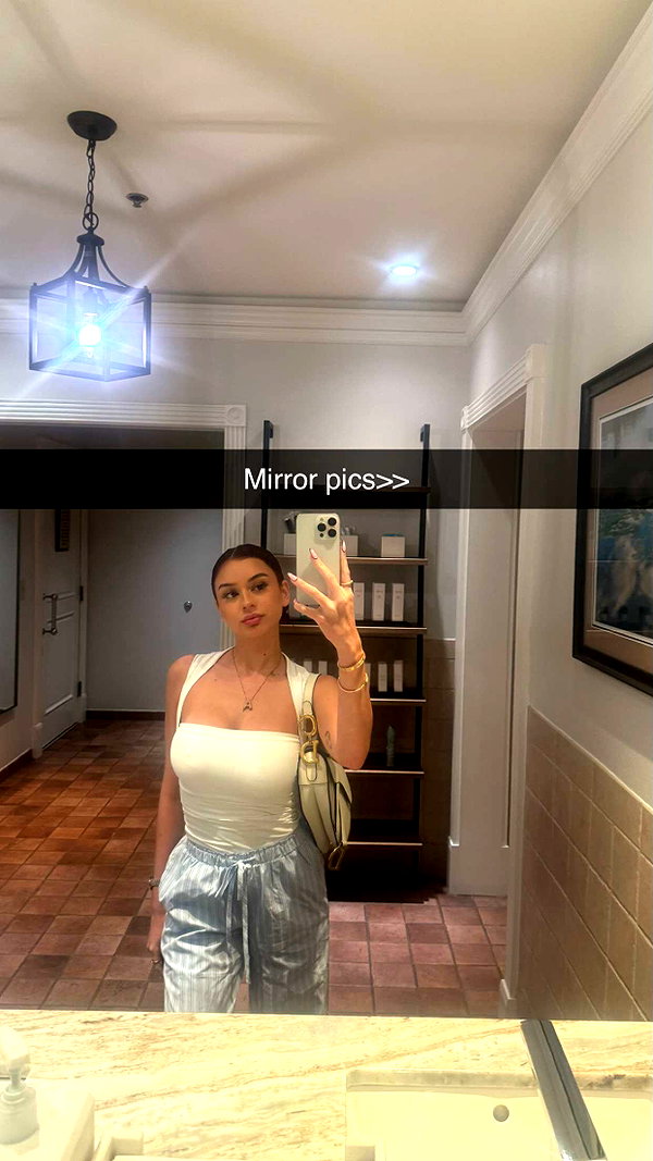 andieg112 snapchat image archive image