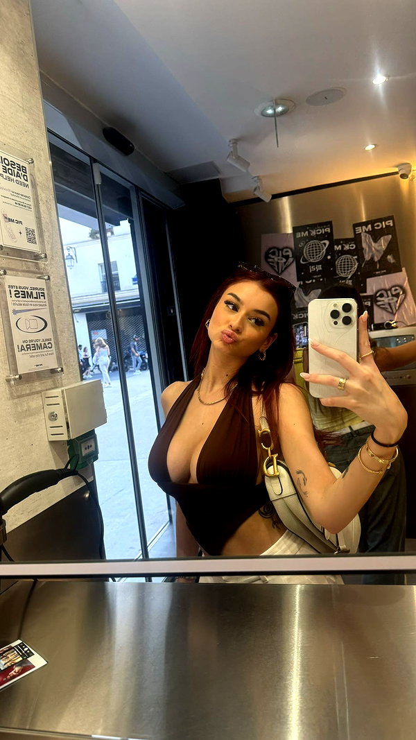 andieg112 snapchat image archive image