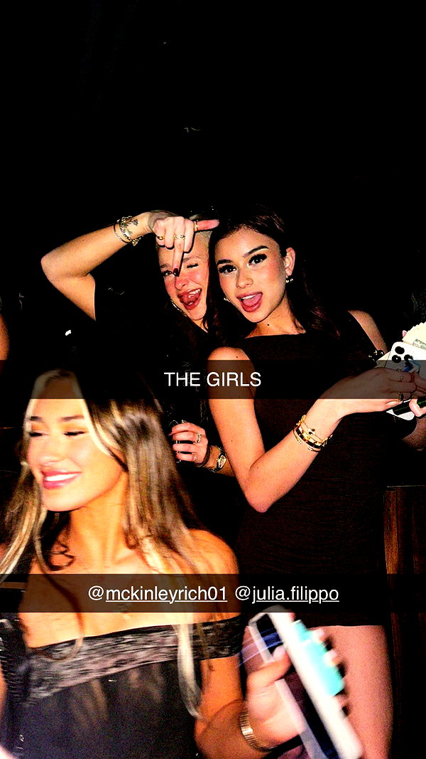 andieg112 snapchat image archive image