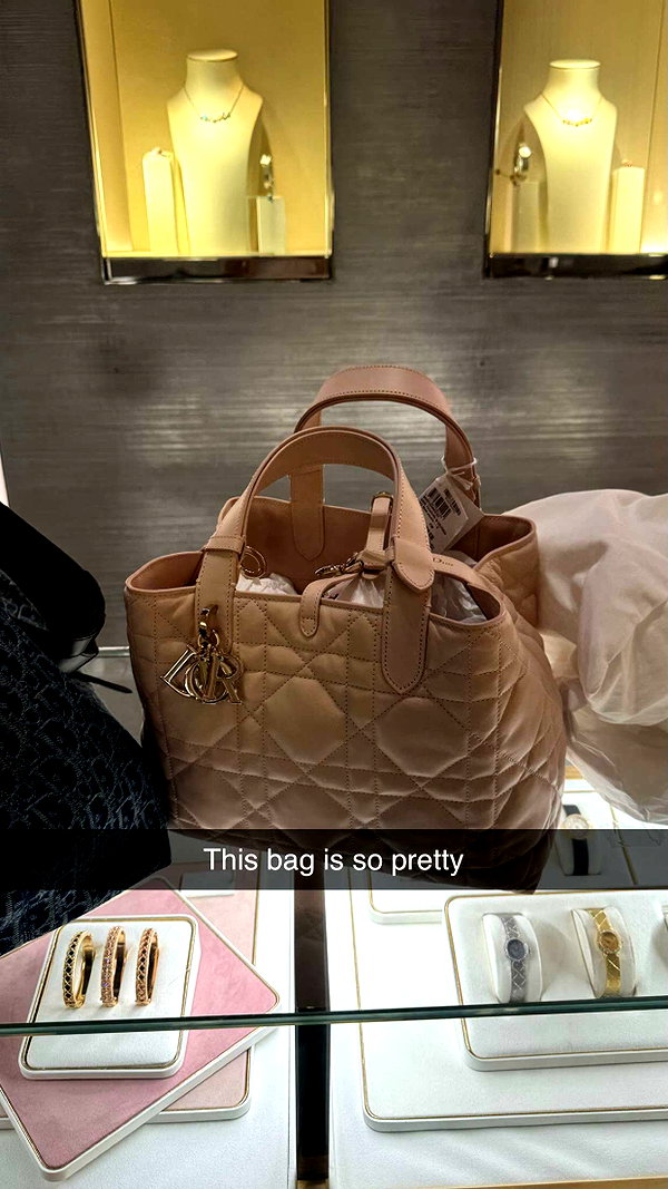 andieg112 snapchat image archive image