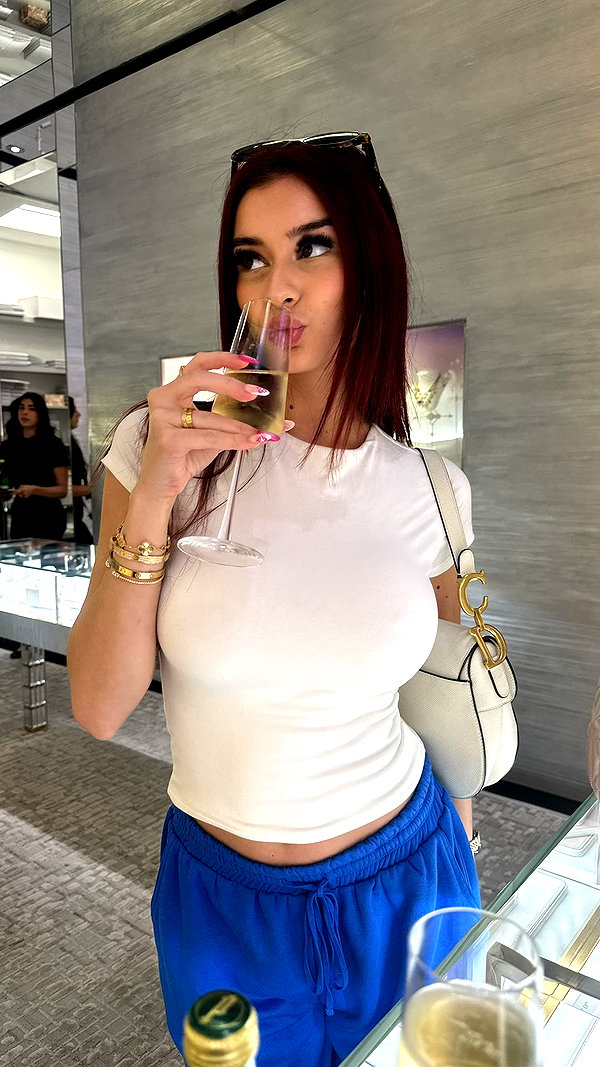 andieg112 snapchat image archive image