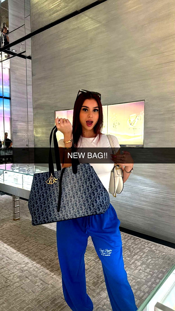 andieg112 snapchat image archive image