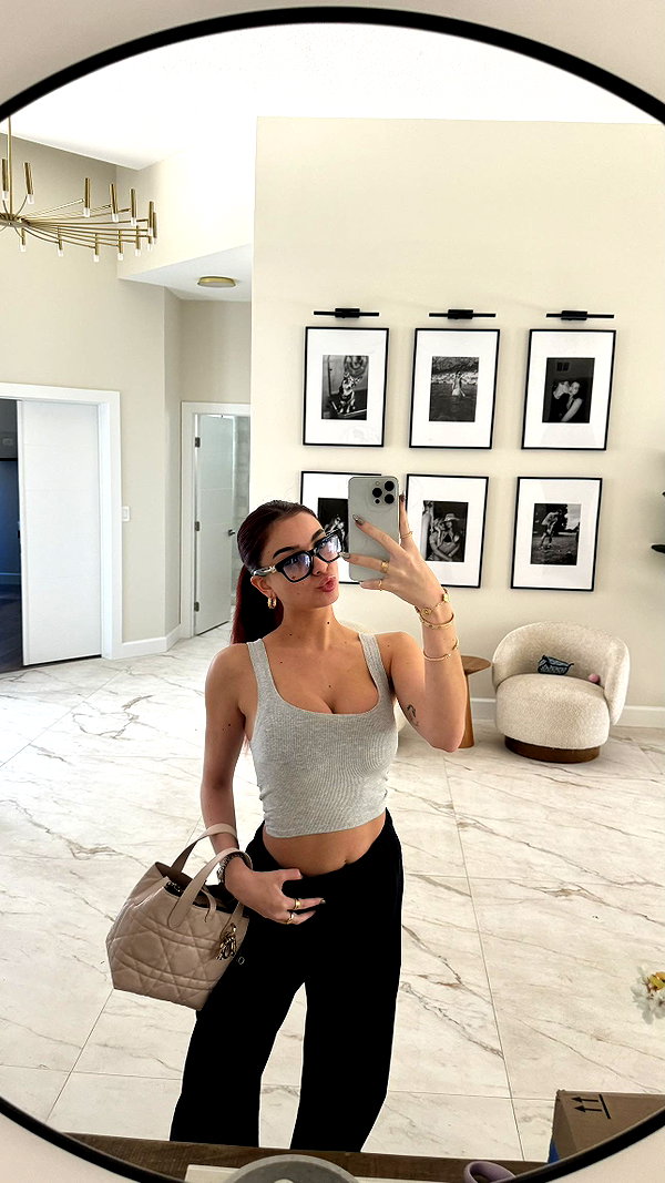 andieg112 snapchat image archive image