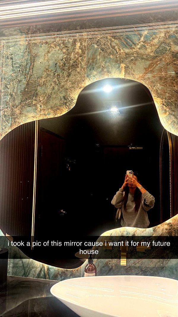 andieg112 snapchat image archive image
