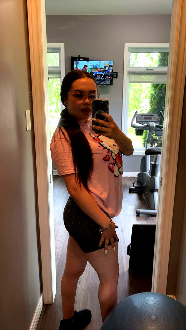 angelinareinee7 snapchat image archive image