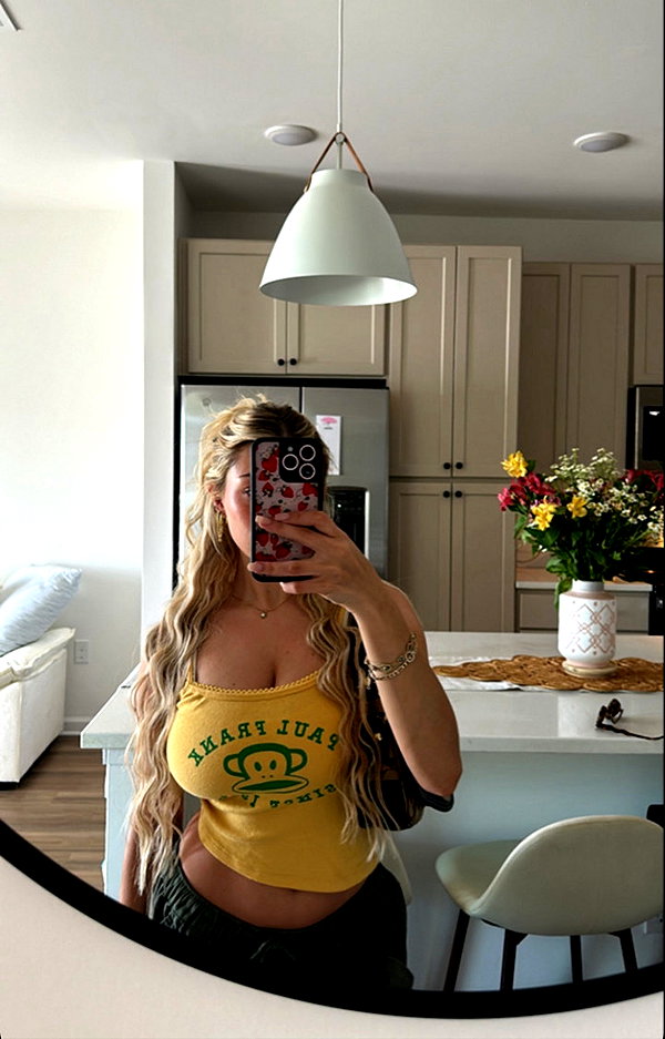 anna-ksb snapchat image archive image