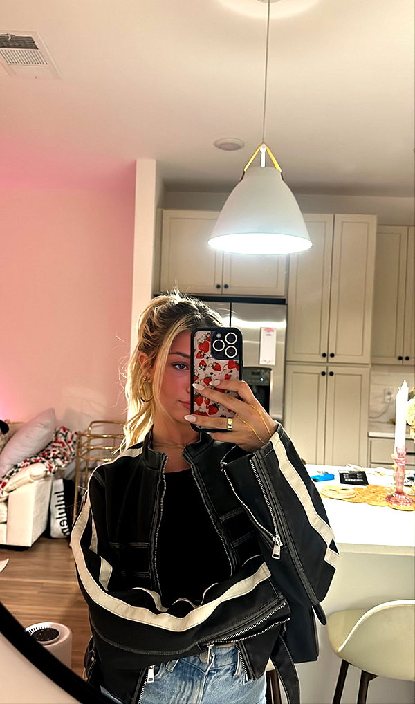 anna-ksb snapchat image archive image