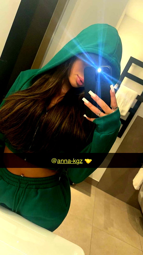 anna-ksb snapchat image archive image
