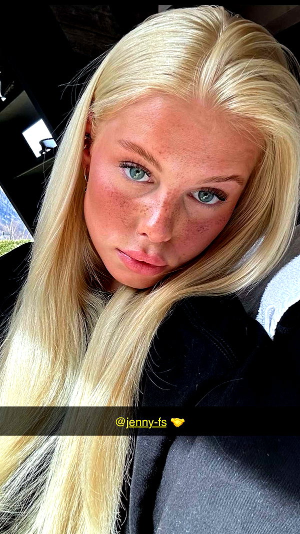 anna-ksb snapchat image archive image