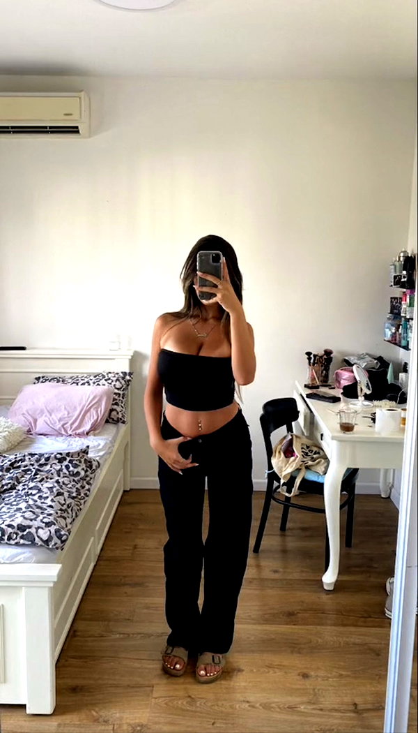 anna-ksb snapchat image archive image