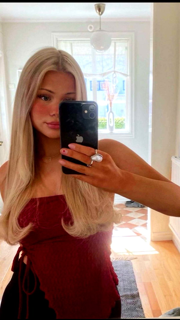 anna-ksb snapchat image archive image