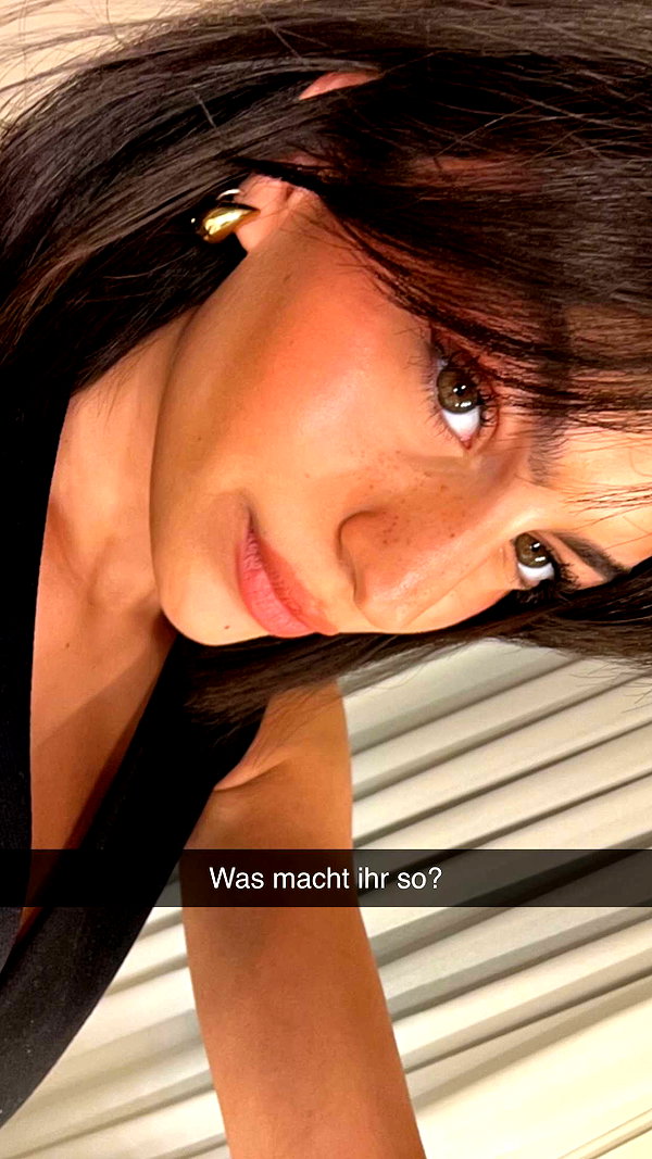 anna-ksb snapchat image archive image