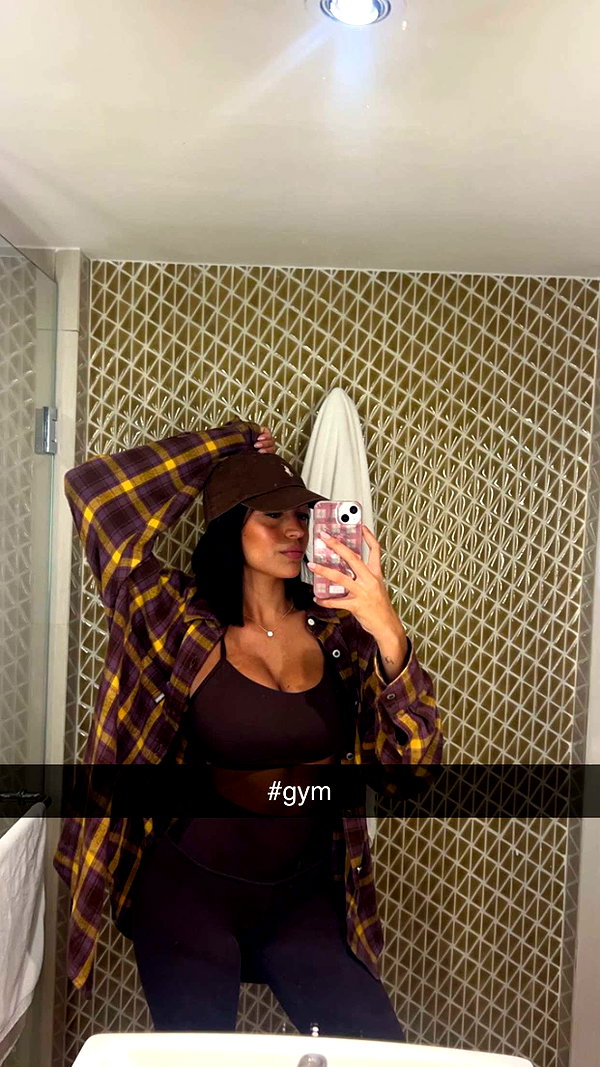 anna-ksb snapchat image archive image