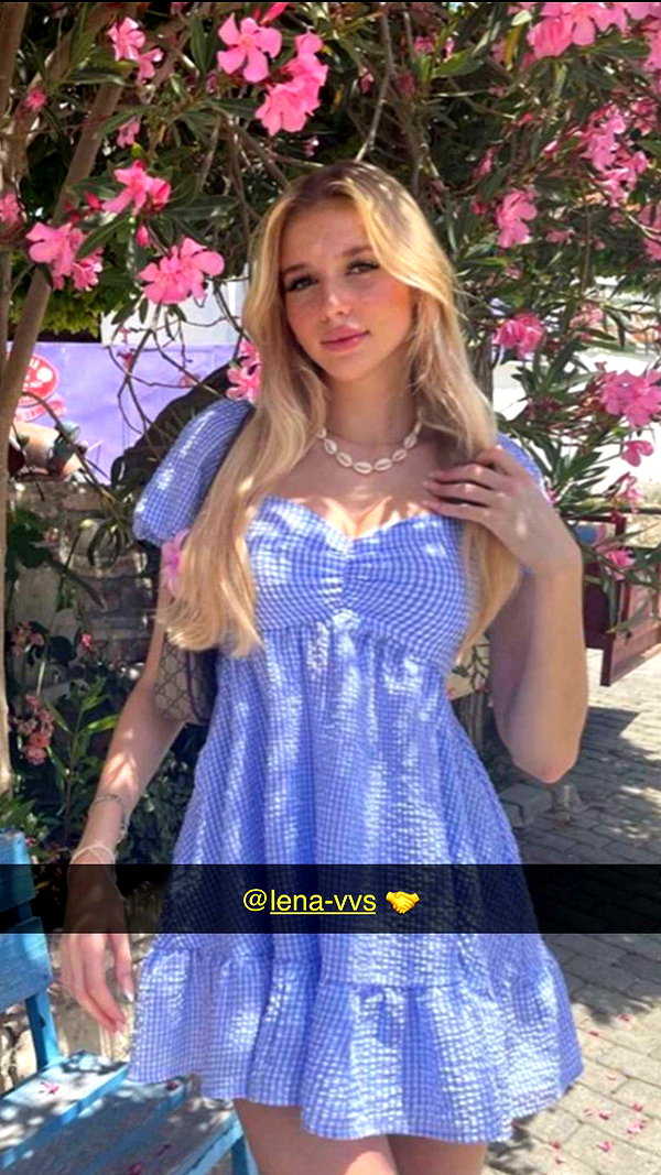 anna-ksb snapchat image archive image