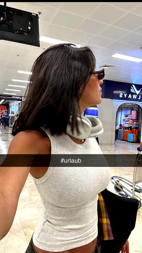 anna-ksb snapchat image archive image