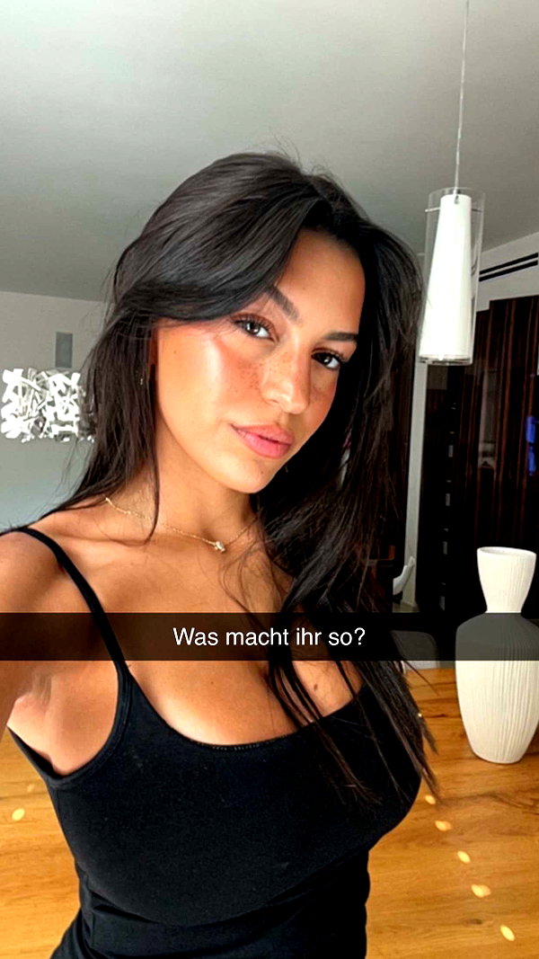 anna-ksb snapchat image archive image