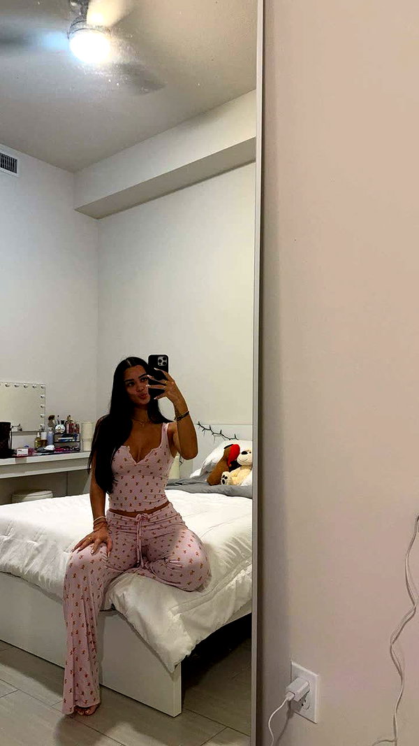 ashleyserranom snapchat image archive image