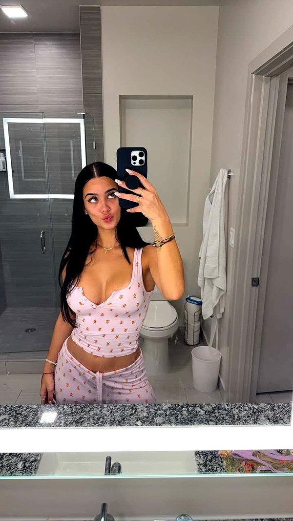 ashleyserranom snapchat image archive image