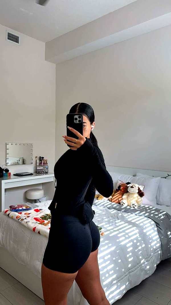 ashleyserranom snapchat image archive image