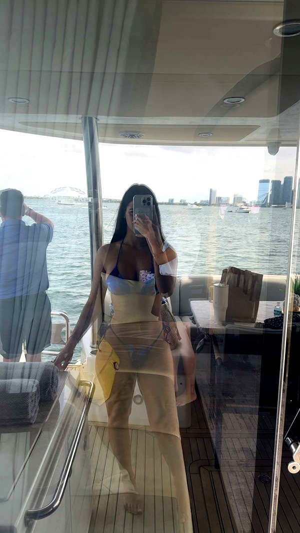 ashleyserranom snapchat image archive image