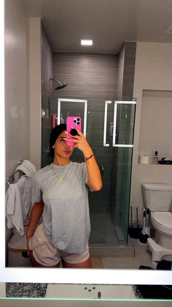 ashleyserranom snapchat image archive image