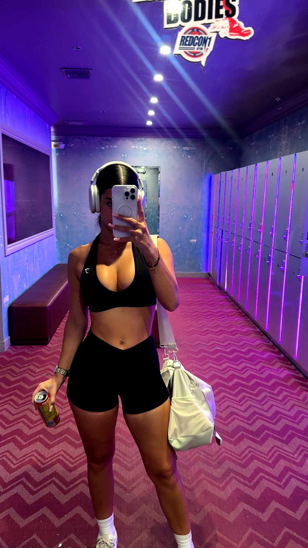 ashleyserranom snapchat image archive image