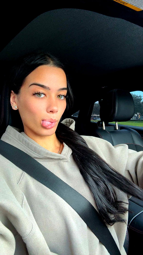 ashleyserranom snapchat image archive image