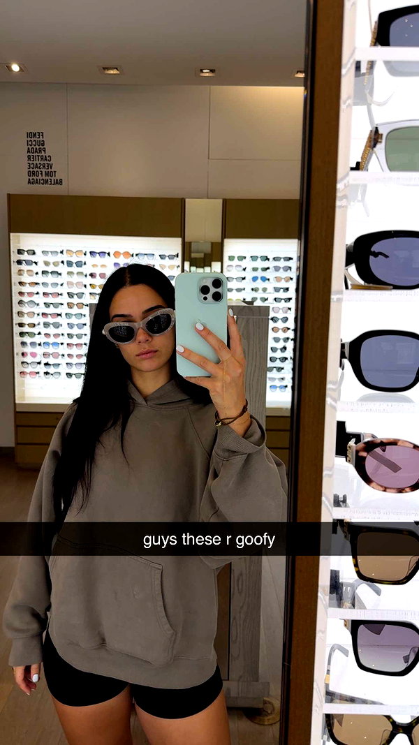 ashleyserranom snapchat image archive image