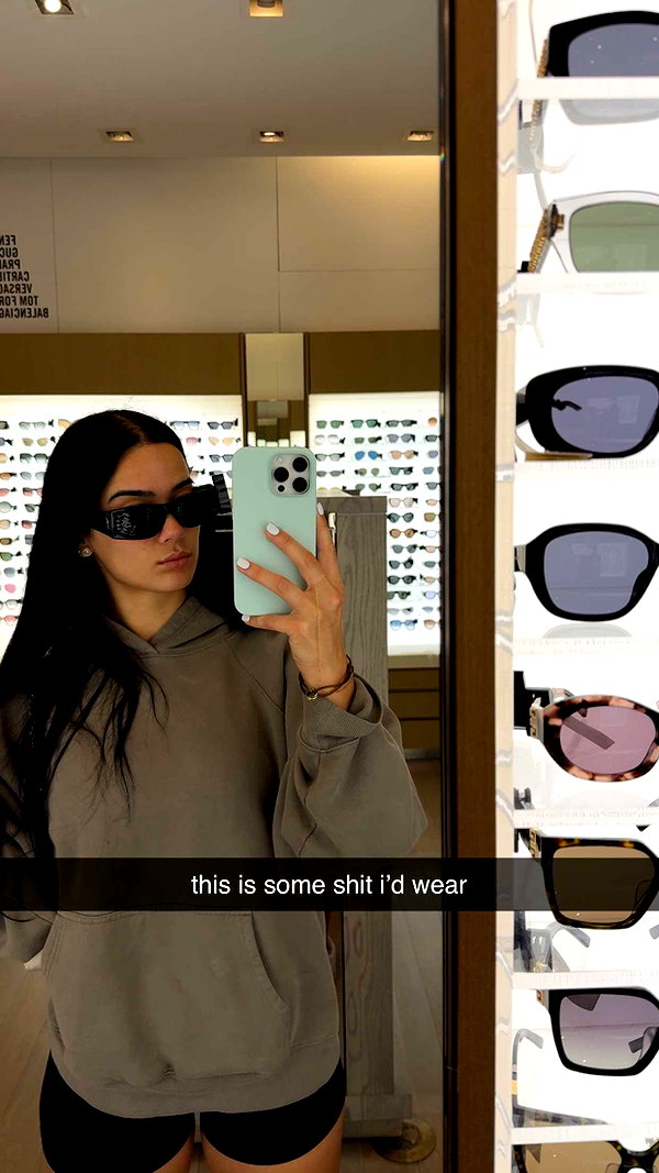 ashleyserranom snapchat image archive image