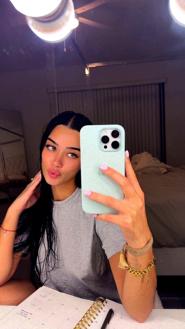 ashleyserranom snapchat image archive image