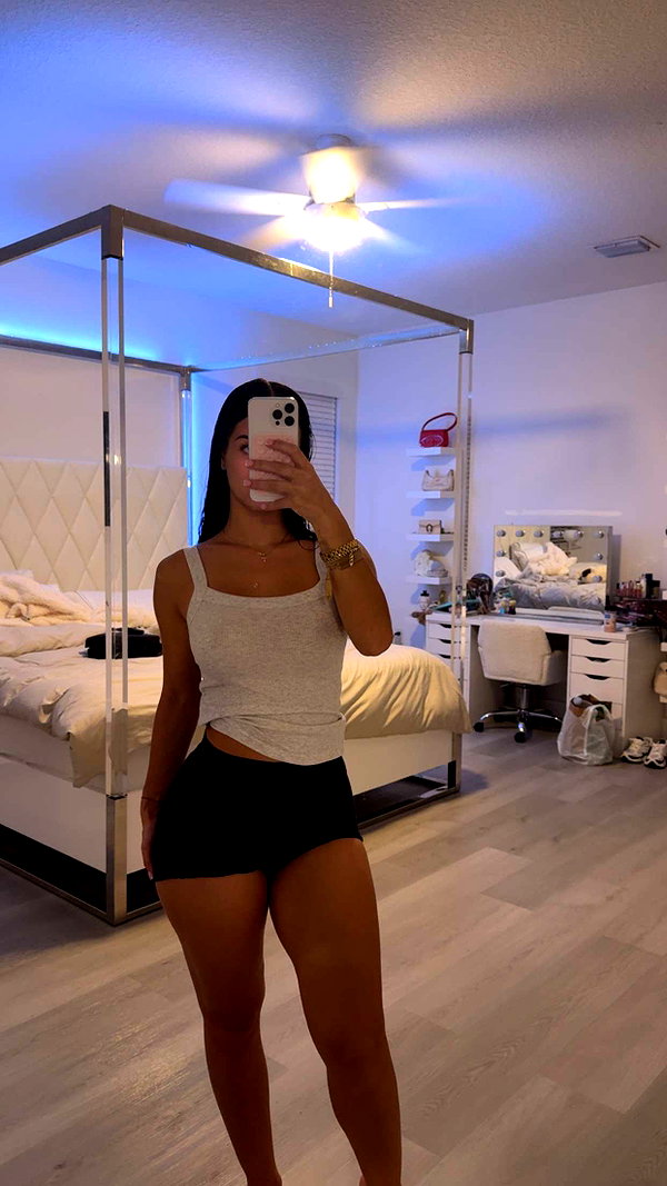 ashleyserranom snapchat image archive image