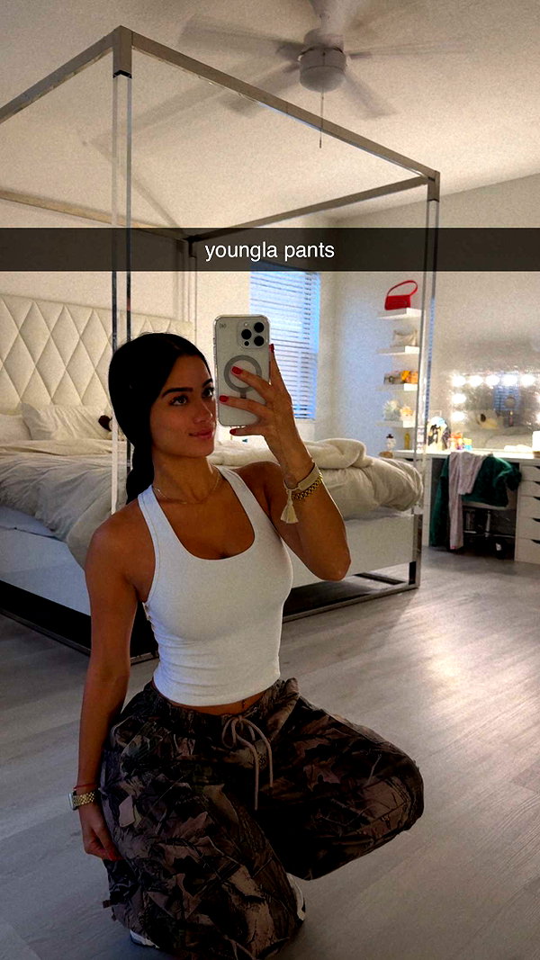 ashleyserranom snapchat image archive image