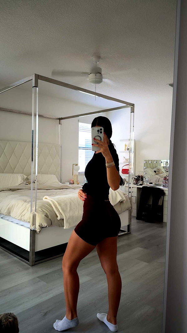 ashleyserranom snapchat image archive image