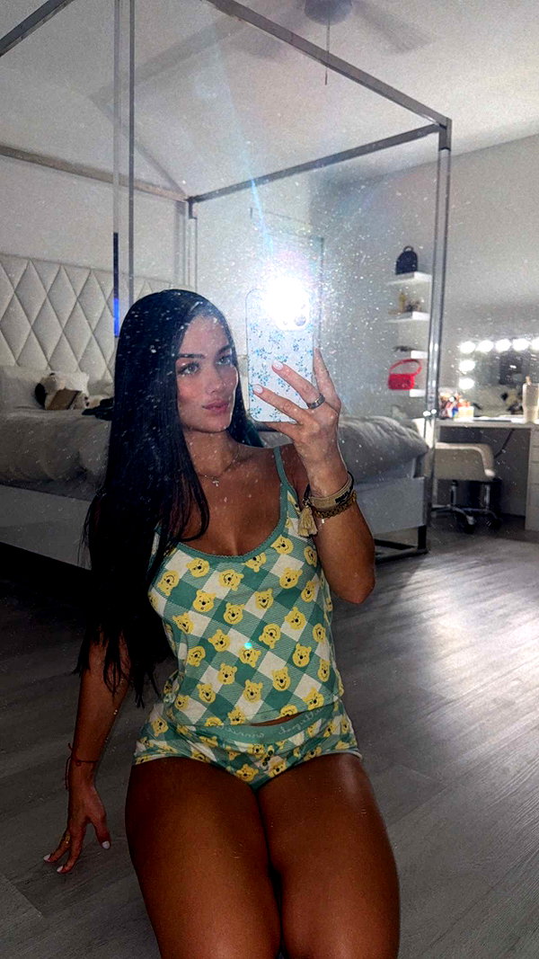 ashleyserranom snapchat image archive image