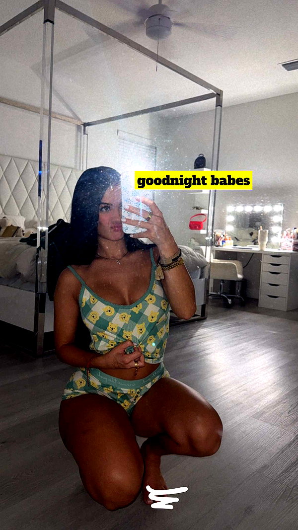 ashleyserranom snapchat image archive image