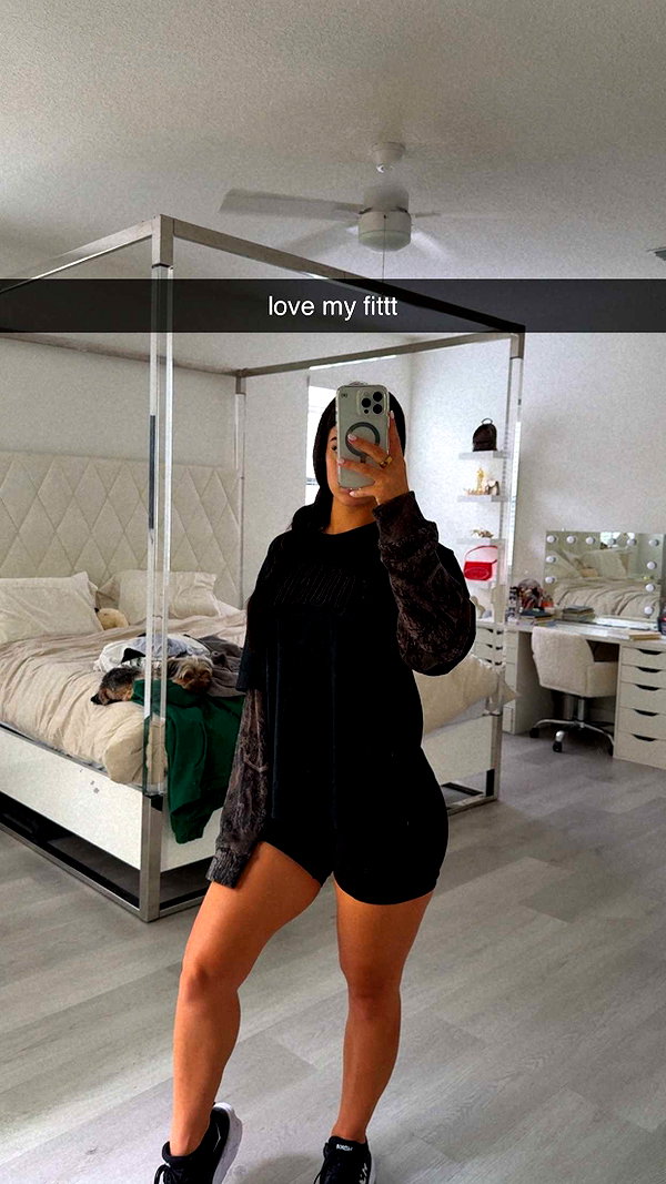 ashleyserranom snapchat image archive image