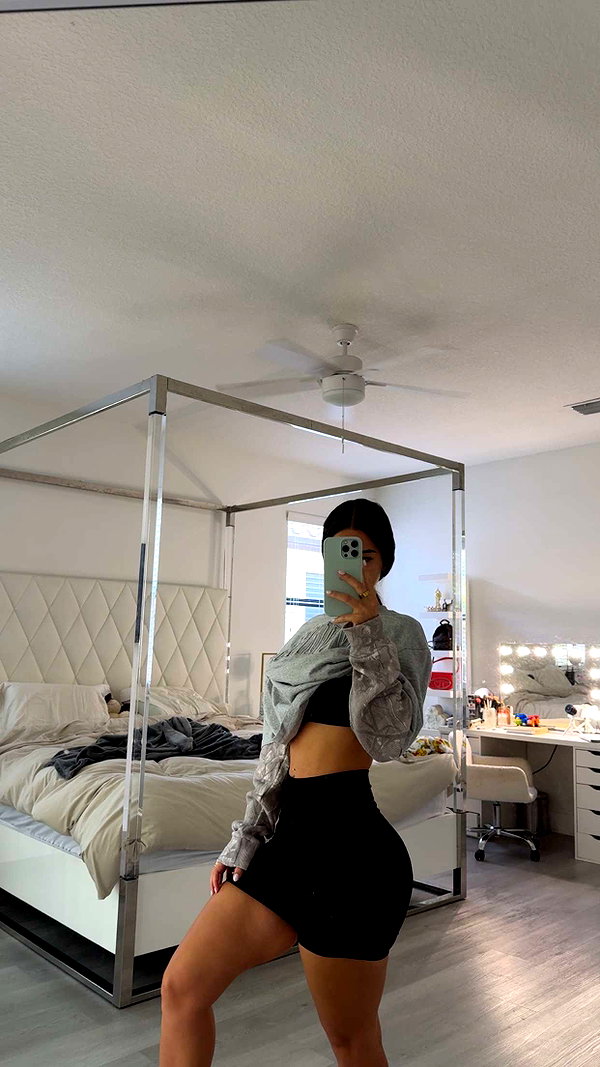 ashleyserranom snapchat image archive image