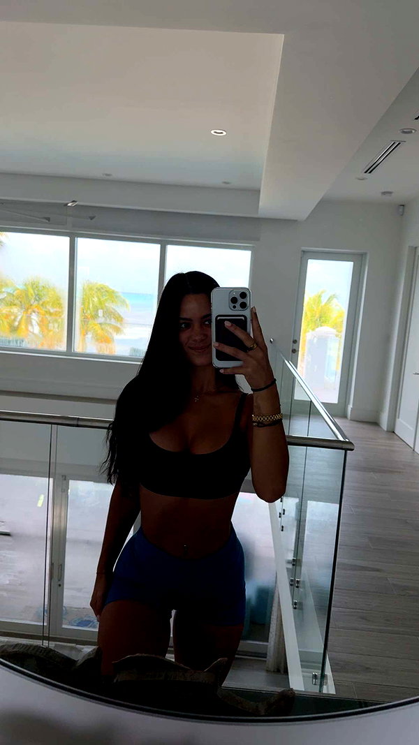 ashleyserranom snapchat image archive image