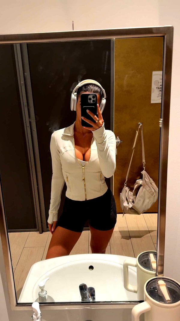 ashleyserranom snapchat image archive image