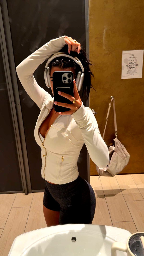 ashleyserranom snapchat image archive image